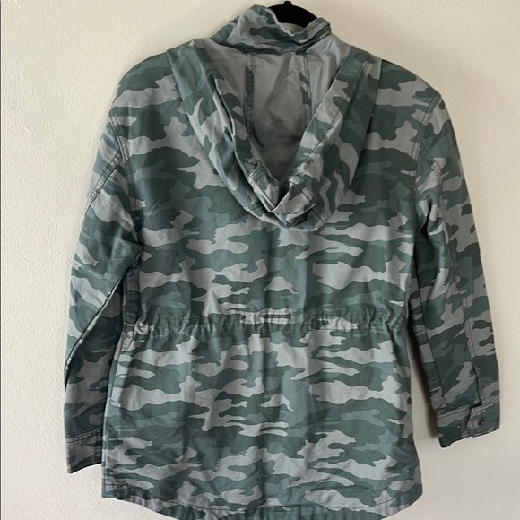 Universal Threads Camouflage Jacket - Picture 5 of 5